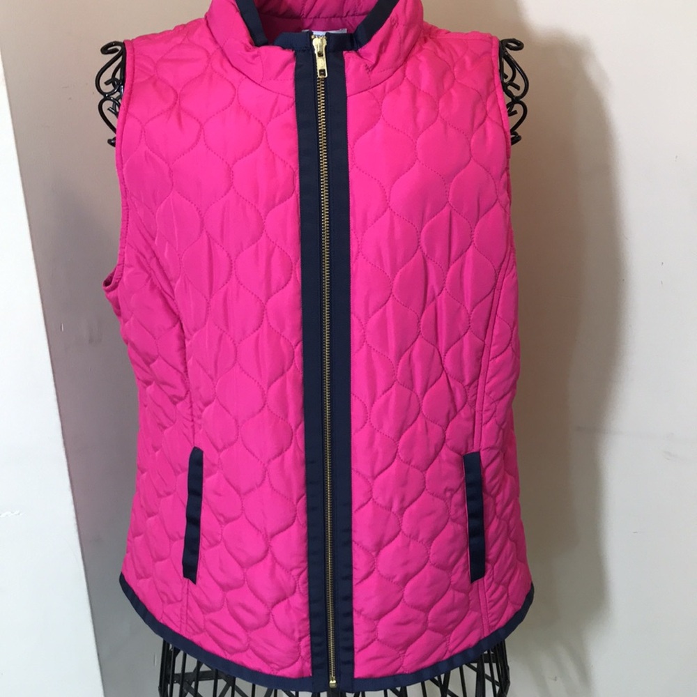 crown & ivy Fuschia Quilted Vest Trimmed in Navy Blue - Picture 1 of 9
